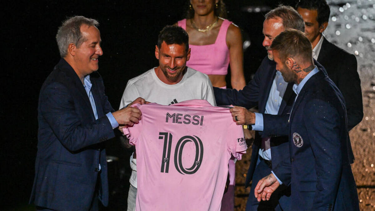 Lionel Messi débarque à l’Inter Miami : Une pluie d’émotions !